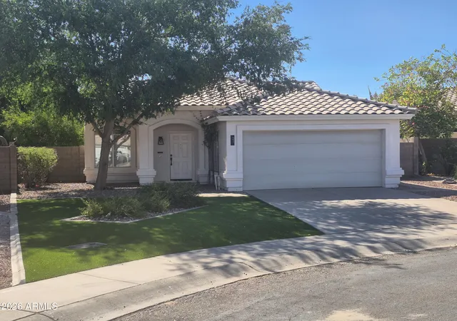 Photo 1 of Sale Pending at 21 N Pueblo St, Gilbert, AZ 85233 | MLS# 7047432 | Listing updated on 2026-08-30