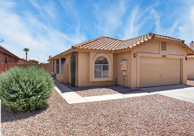 Photo 2 of Single family home for sale at 2923 E Muirwood Dr, Phoenix, AZ 85048 | MLS# 7044725 | Listing updated on 2026-07-27