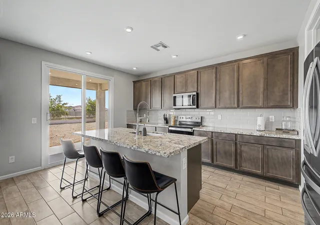 Photo 3 of Single family home for sale at 123 S Siena Ln, Casa Grande, AZ 85122 | MLS# 7044718 | Listing updated on 2026-09-15