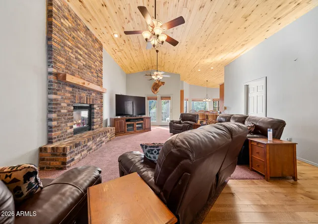 Photo 3 of Single family home for sale at 2940 Constellation Ln, Overgaard, AZ 85933 | MLS# 7044752 | Listing updated on 2026-08-11