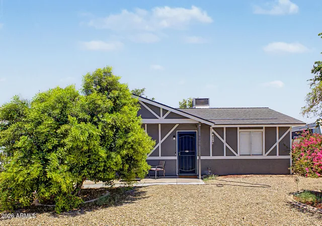 2nd image of 9036 W Royal Palm Rd, Peoria, AZ 85345 | MLS# 7044798