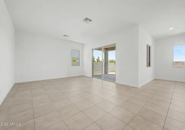 Photo 3 of Single family home for sale at 31613 N Wet Crk Rd, San Tan Valley, AZ 85143 | MLS# 7044969 | Listing updated on 2026-09-10