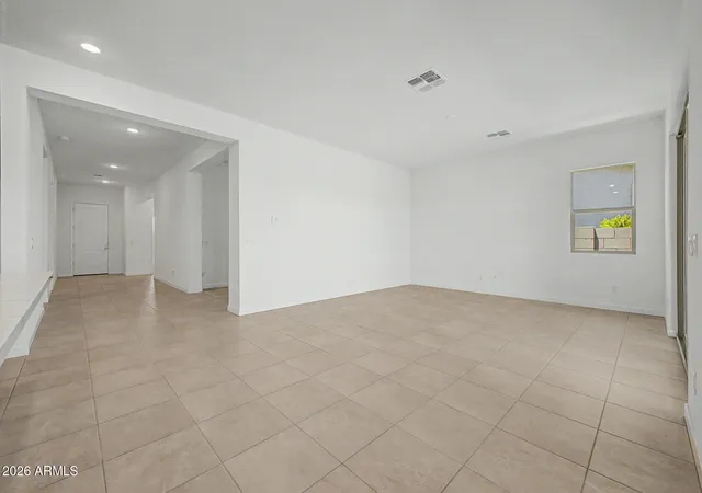 Photo 3 of Single family home for sale at 31613 N Wet Crk Rd, San Tan Valley, AZ 85143 | MLS# 7044969 | Listing updated on 2026-09-10