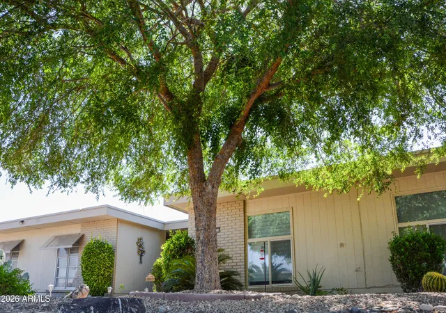 Photo 3 of Townhouse for sale at 13625 N 109th Avenue, Sun City, AZ 85351 | MLS# 7044865 | Listing updated on 2026-10-11