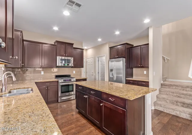 Photo 3 of Sale Pending at 21244 N 36th Place, Phoenix, AZ 85050 | MLS# 7045221 | Listing updated on 2026-09-01