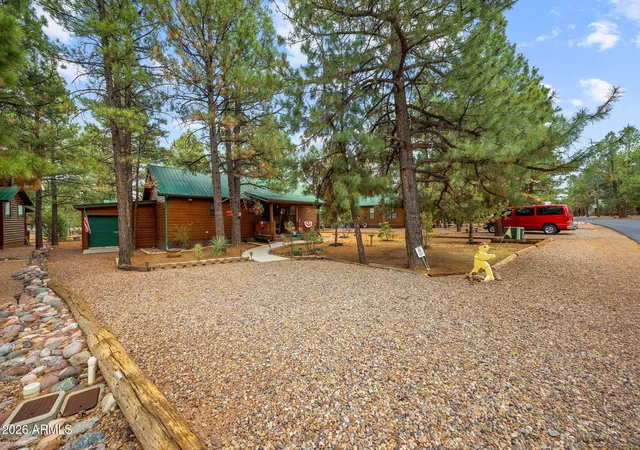 Homes for sale in Overgaard, AZ | 2702 Palomino Trl, Overgaard, AZ 85933 | MLS# 7052967