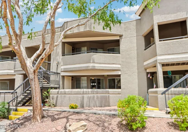 3rd image of 1720 E Thunderbird Rd #1086, Phoenix, AZ 85022 | MLS# 7045492