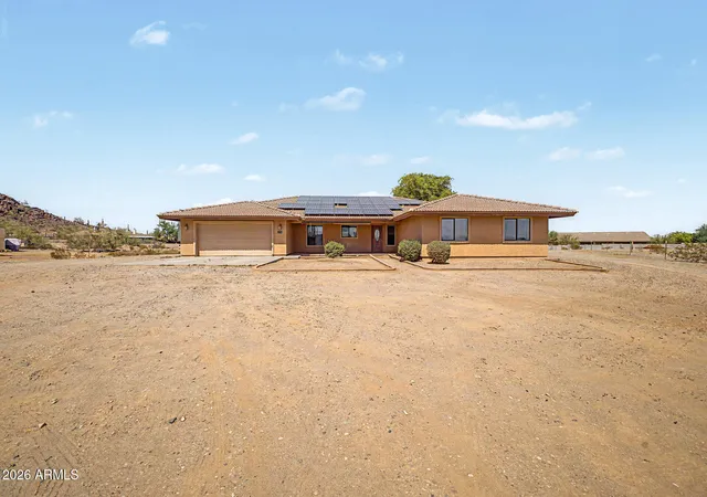 Homes for sale in Surprise, AZ | 26007 N 151st Ave, Surprise, AZ 85387 | MLS# 7045083