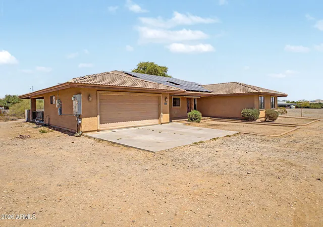 Homes for sale in Surprise, AZ | 26007 N 151St Ave, Surprise, AZ 85387 | MLS# 7045083