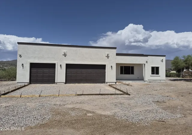 Photo 2 of Single family home for sale at 48111 N 7th Avenue, New River, AZ 85087 | MLS# 7045393 | Listing updated on 2026-08-28