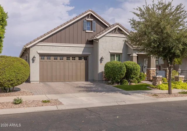 Photo 4 of Single family home for sale at 2935 S Jeffry St, Gilbert, AZ 85295 | MLS# 7059611 | Listing updated on 2026-09-09