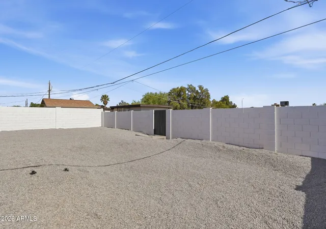 45th image of 812 E Desert Dr S #96, Phoenix, AZ 85042 | MLS# 7045780