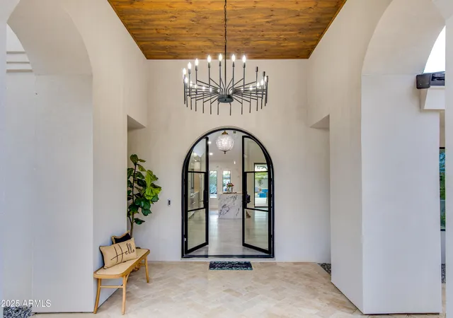 2nd image of 6403 E Gold Dust Ave, Paradise Valley, AZ 85253 | MLS# 7045274