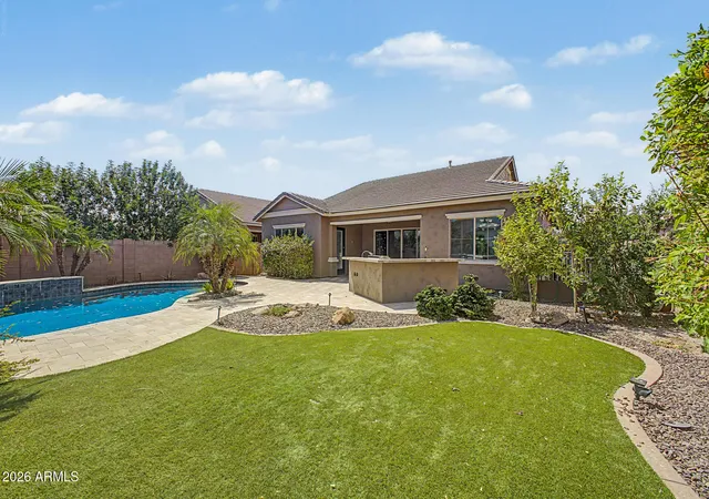 Photo 2 of Single family home for sale at 450 E Torrey Pines Pl, Chandler, AZ 85249 | MLS# 7047055 | Listing updated on 2026-09-14