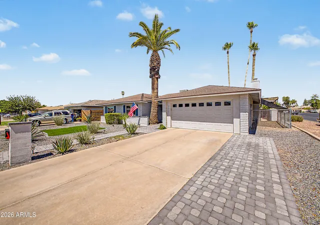 Homes for sale in Tempe, AZ | 5935 S Lakeshore Dr, Tempe, AZ 85283 | MLS# 7048434