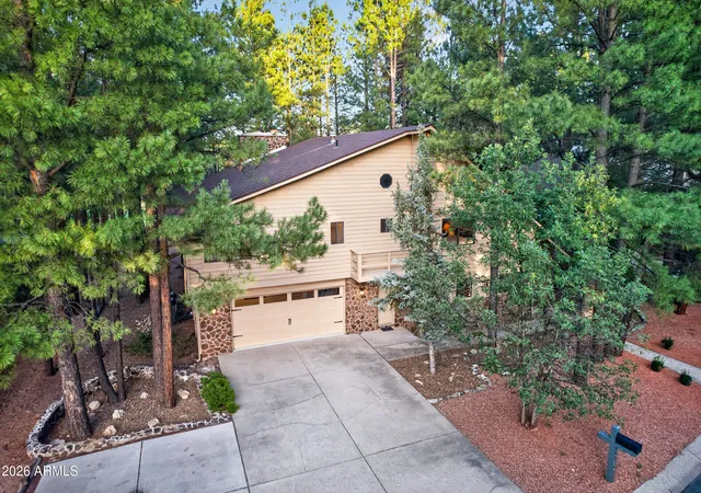 Photo 1 of Single family home for sale at 5135 E Hickory Dr, Flagstaff, AZ 86004 | MLS# 7054133 | Listing updated on 2026-08-11