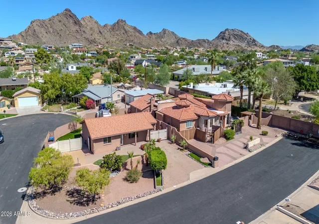1st image of 1448 E Royal Palm Rd, Phoenix, AZ 85020 | MLS# 7045232