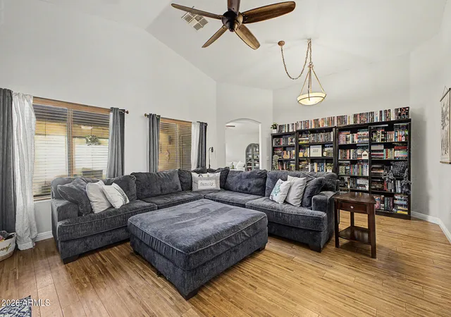 Homes for sale in San Tan Valley, AZ | 2265 W Sunshine Butte Dr, San Tan Valley, AZ 85144 | MLS# 7045692
