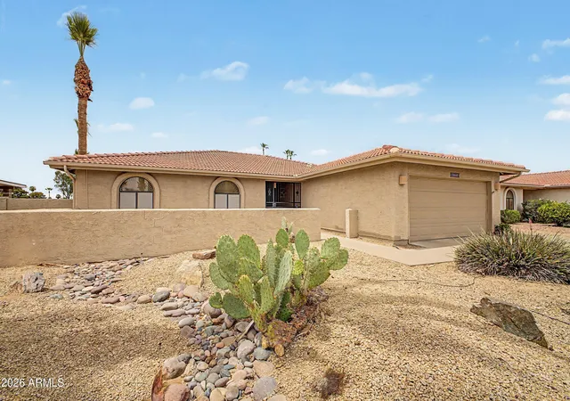 Homes for sale in Sun Lakes, AZ | 25662 S Brentwood Dr, Sun Lakes, AZ 85248 | MLS# 7045899