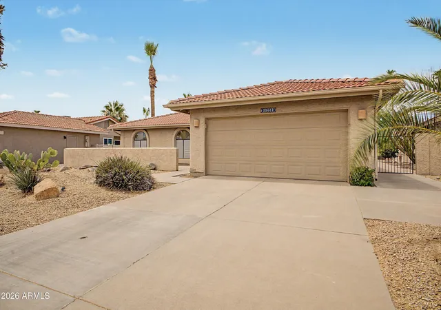Homes for sale in Sun Lakes, AZ | 25662 S Brentwood Dr, Sun Lakes, AZ 85248 | MLS# 7045899