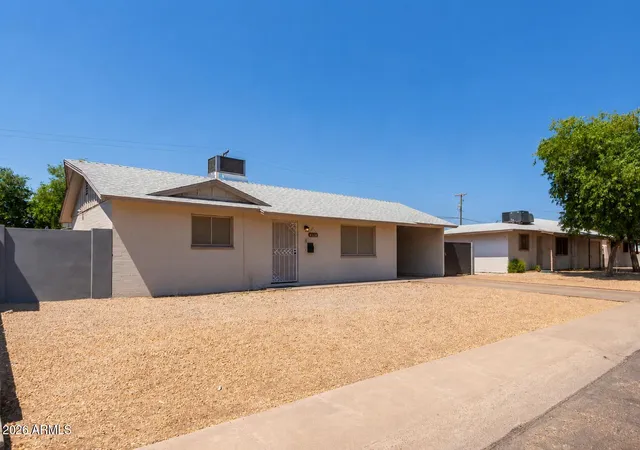 Homes for sale in Phoenix, AZ | 4212 W Vista Ave, Phoenix, AZ 85051 | MLS# 7046600