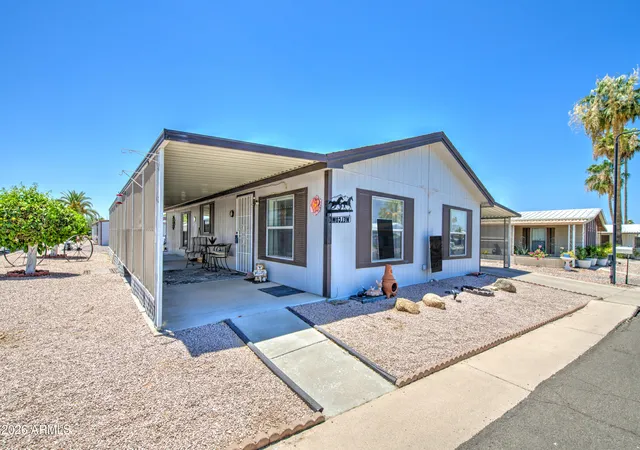 Photo 2 of Manufactured home for sale at 661 S Hawes Rd #93, Mesa, AZ 85208 | MLS# 7047463 | Listing updated on 2026-07-30