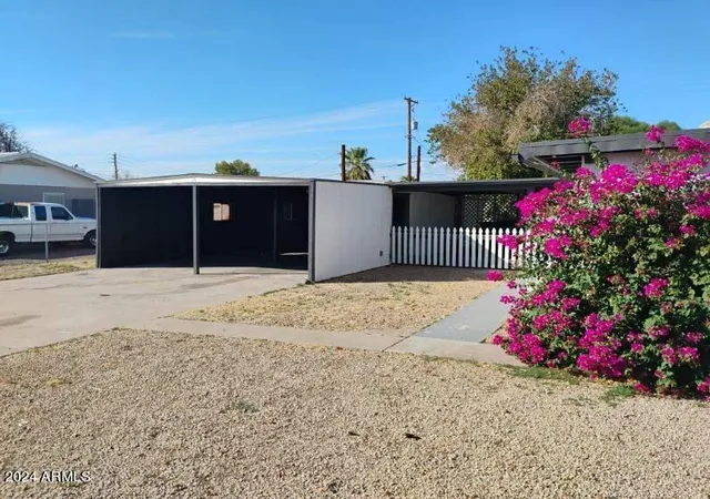 Photo 3 of Single family home for sale at 122 N Sunaire, Mesa, AZ 85205 | MLS# 7045359 | Listing updated on 2026-08-11