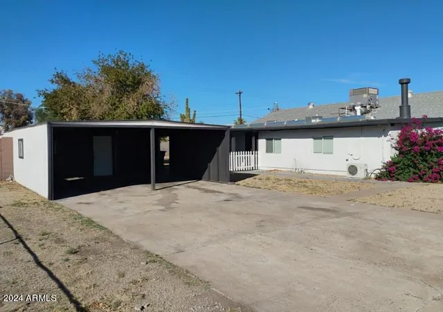 Photo 4 of Single family home for sale at 122 N Sunaire, Mesa, AZ 85205 | MLS# 7045359 | Listing updated on 2026-08-11
