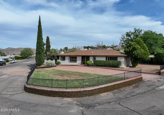 Homes for sale in Miami, AZ | 842 1st Ave, Miami, AZ 85539 | MLS# 7045336