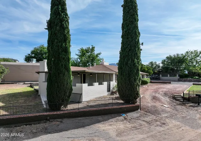 Homes for sale in Miami, AZ | 842 1St Ave, Miami, AZ 85539 | MLS# 7045336