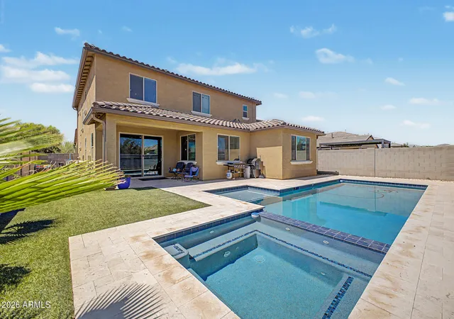 4th image of 17228 W Dahlia Dr, Surprise, AZ 85388 | MLS# 7045547