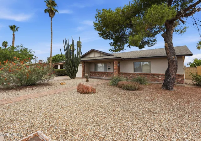 Photo 2 of Sale Pending at 2302 E Waltann Ln, Phoenix, AZ 85022 | MLS# 7045996 | Listing updated on 2026-09-06