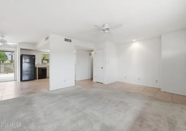 Photo 4 of Sale Pending at 2302 E Waltann Ln, Phoenix, AZ 85022 | MLS# 7045996 | Listing updated on 2026-09-06