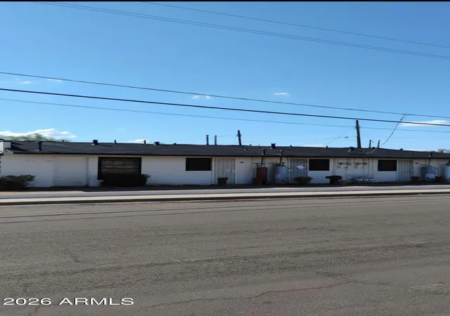 3rd image of 1144 E Yuma St E #1-14, Phoenix, AZ 85034 | MLS# 7048694
