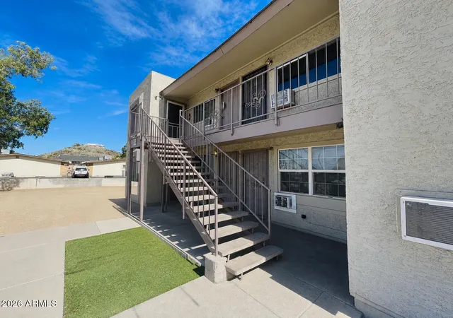 Photo 2 of Townhouse for sale at 9648 N 12th Avenue, Phoenix, AZ 85021 | MLS# 7045461 | Listing updated on 2026-09-01
