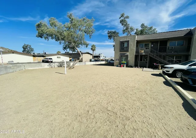 Photo 3 of Townhouse for sale at 9648 N 12th Avenue, Phoenix, AZ 85021 | MLS# 7045461 | Listing updated on 2026-09-01