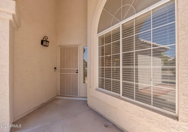 Photo 3 of Sale Pending at 427 W Palomino Dr, Tempe, AZ 85284 | MLS# 7045551 | Listing updated on 2026-07-21