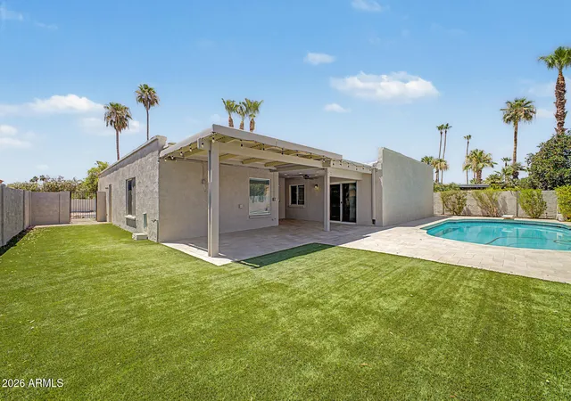 Photo 3 of Single family home for sale at 7021 N 78th Place, Scottsdale, AZ 85258 | MLS# 7045784 | Listing updated on 2026-10-07