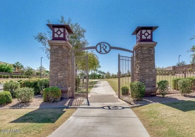 Photo 3 of Single family home for sale at 582 W Zion Pl, Chandler, AZ 85248 | MLS# 7045722 | Listing updated on 2026-09-14