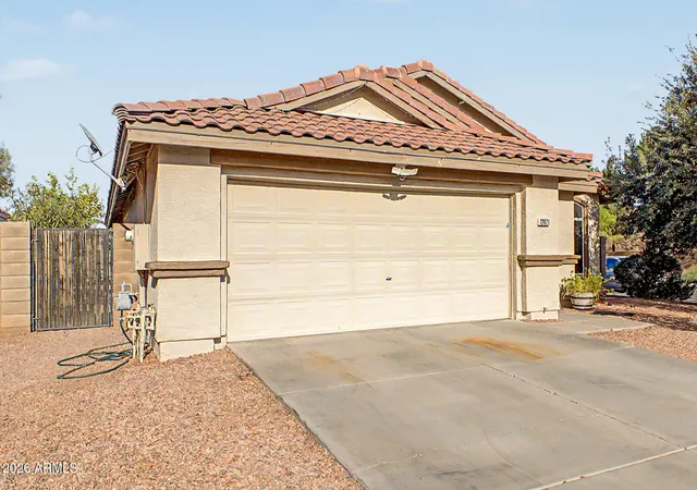 Photo 3 of Single family home for sale at 12421 N 42nd Drive, Phoenix, AZ 85029 | MLS# 7046396 | Listing updated on 2026-09-16