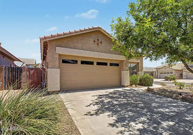 Photo 3 of Single family home for sale at 44004 W Pioneer Rd, Maricopa, AZ 85139 | MLS# 7045836 | Listing updated on 2026-09-10