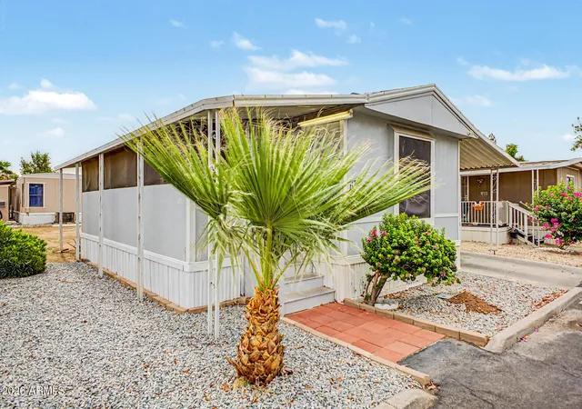 3rd image of 8601 N 71St Ave #113, Glendale, AZ 85301 | MLS# 7060448