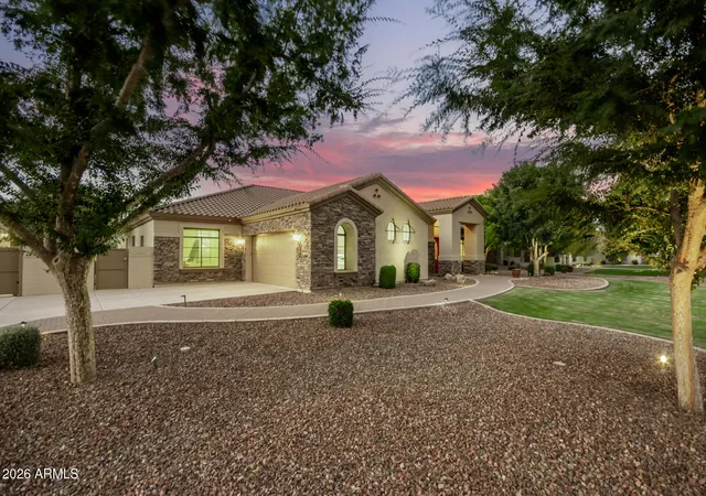 Photo 3 of Single family home for sale at 2744 E Country Shadows Ct, Gilbert, AZ 85298 | MLS# 7046071 | Listing updated on 2026-08-11