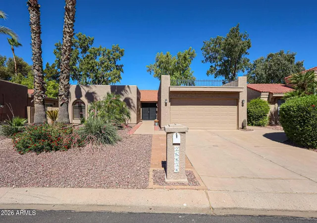 Homes for sale in Sun Lakes, AZ | 26434 S Cedarcrest Dr, Sun Lakes, AZ 85248 | MLS# 7049085