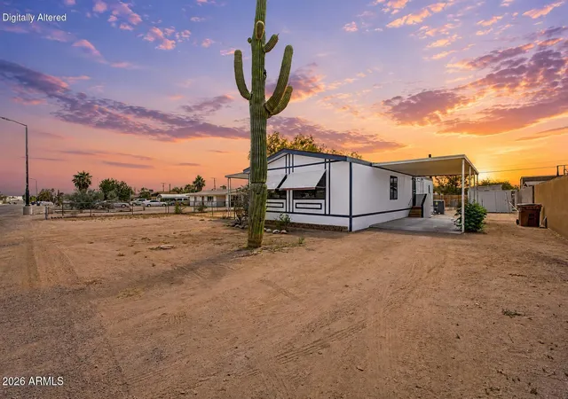 3rd image of 558 S Desert View Dr, Apache Junction, AZ 85120 | MLS# 7047160