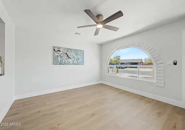 Photo 3 of Sale Pending at 658 N Fort St, Mesa, AZ 85207 | MLS# 7048450 | Listing updated on 2026-07-07