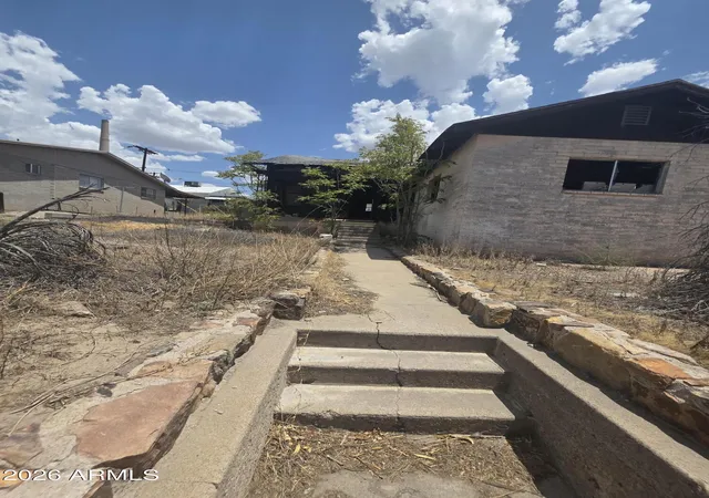 Photo 4 of Single family home for sale at 590 N Velasco Ave, Hayden, AZ 85135 | MLS# 7046059 | Listing updated on 2026-08-11
