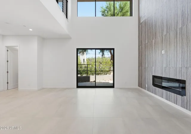 Photo 4 of Townhouse for sale at 6525 E Cave Crk Rd #101, Cave Creek, AZ 85331 | MLS# 7048407 | Listing updated on 2026-09-20