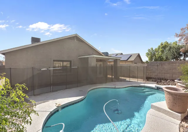 Photo 3 of Single family home for sale at 22619 N 31st Drive, Phoenix, AZ 85027 | MLS# 7046120 | Listing updated on 2026-09-10