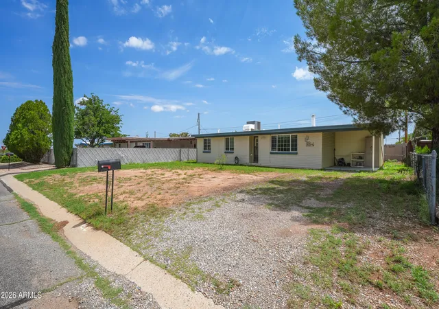 Photo 1 of Sale Pending at 310 Dragoon St, Huachuca City, AZ 85616 | MLS# 7055546 | Listing updated on 2026-09-12